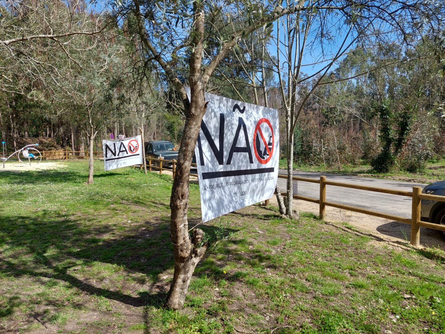 Centenas De Pessoas Marcham Contra Explora O De Inertes Na Barosa